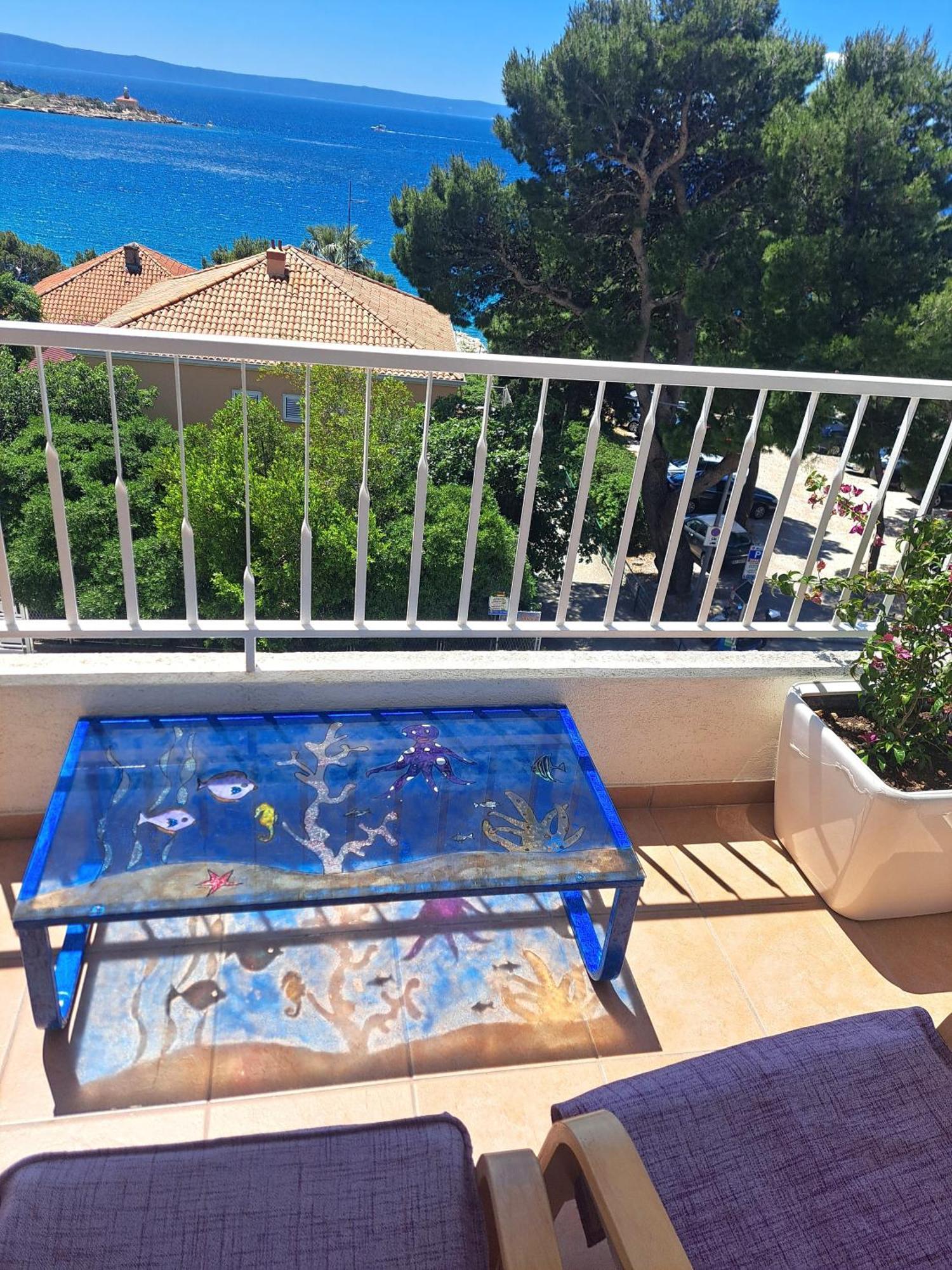 Family With A Sea View And A Free Parking Apartament *